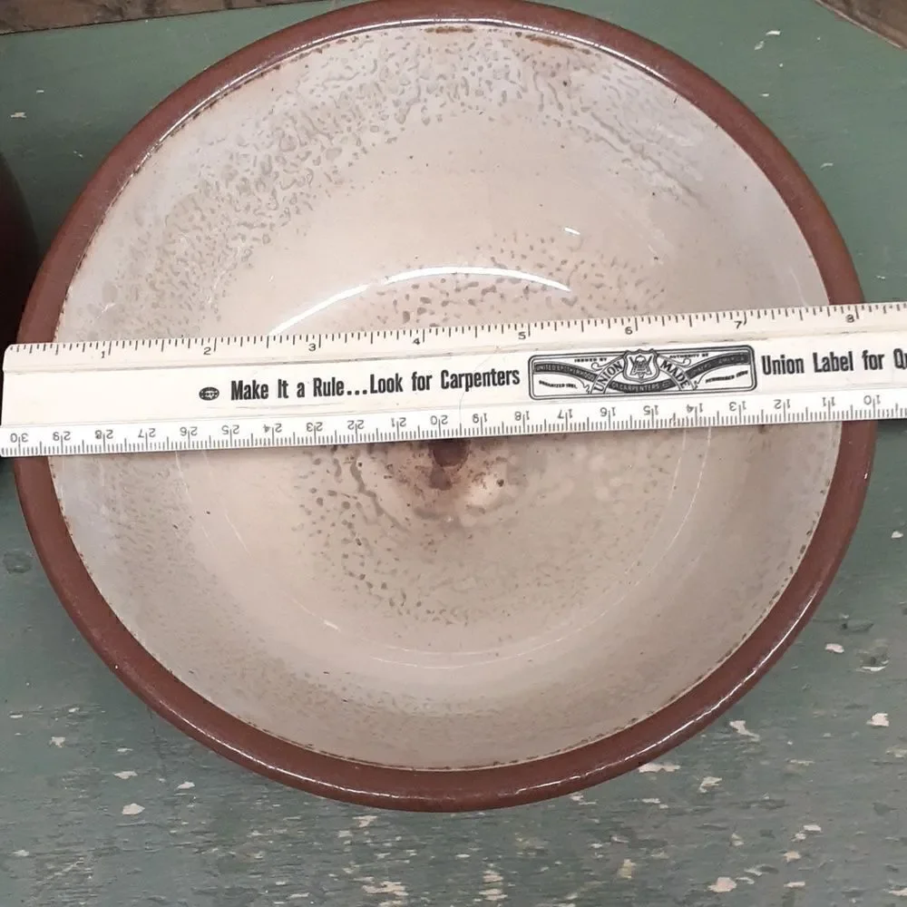 VTG 2 Qt Bean Pot Crock Server w/ vintage primitive stoneware mixing bowl‎
